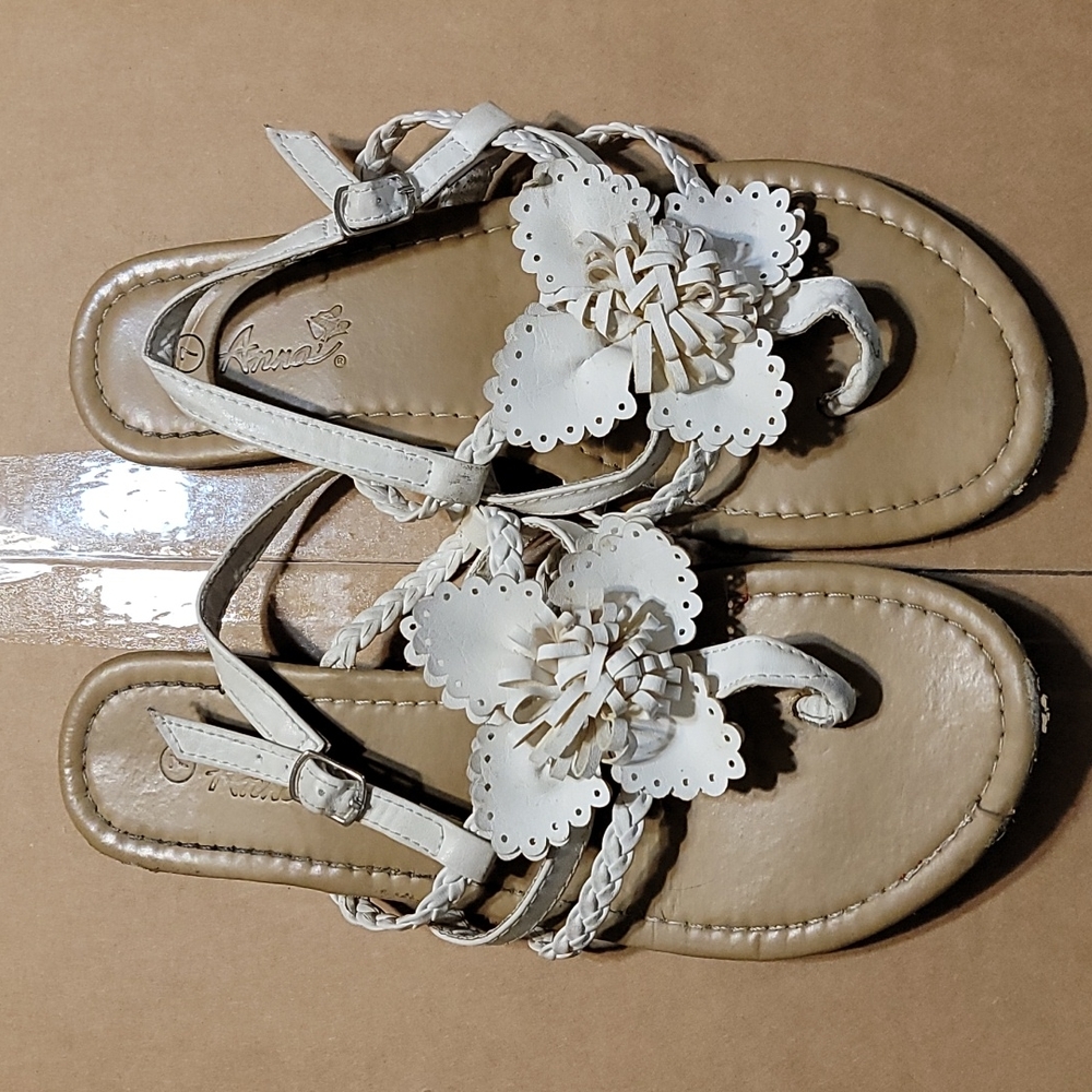 Sandals white and tan size 7